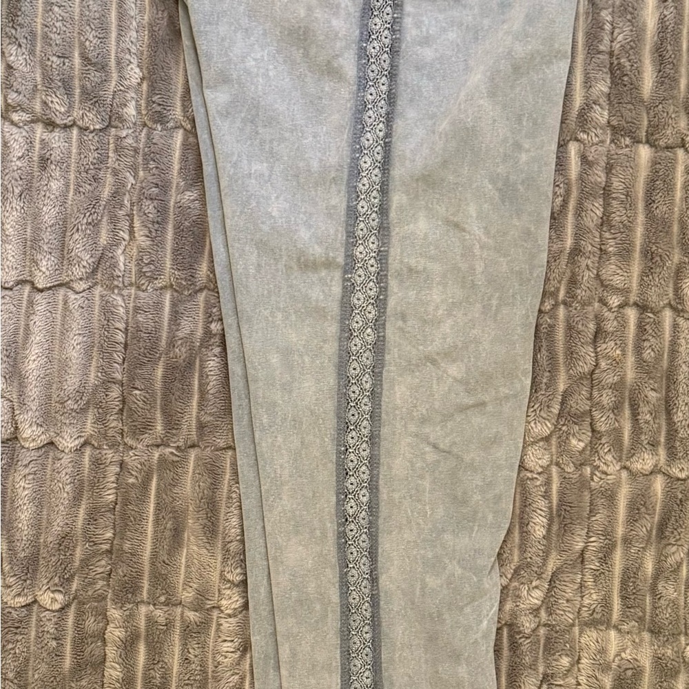 Aerie Mineral wash with lace side High rise leggings light bluish gray - Picture 4 of 11